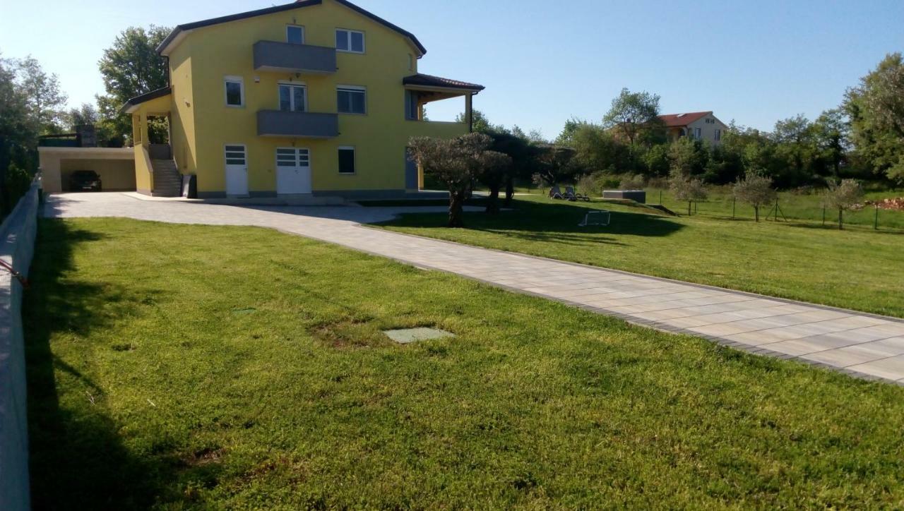 Villanova Apartments Porec Exterior photo